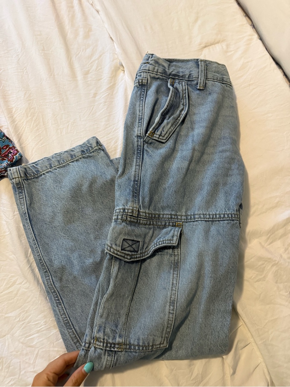 Aeropostale Light Wash low rise Cargo Denim Jeans size medium short fits like 2